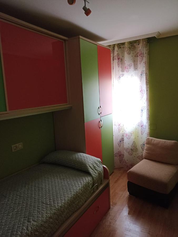 Piso Yade En Oviedo, Proximo A Los Vegas Con Parking Y Wifi Extérieur photo